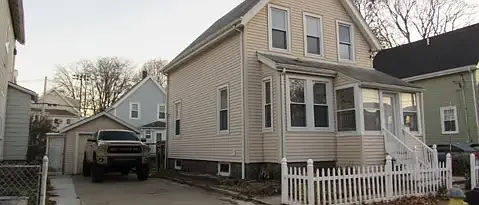 65 Young St — Photo 2