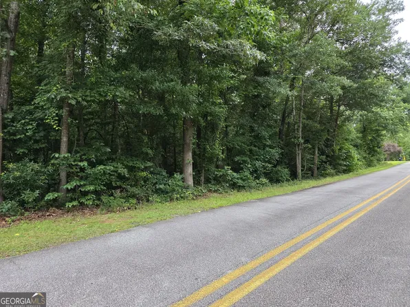 15 Harbor Heights Cir, Lavonia, GA 30553