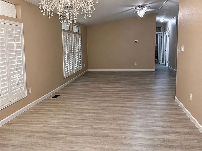 2205 W Acacia Ave #190 — Photo 2