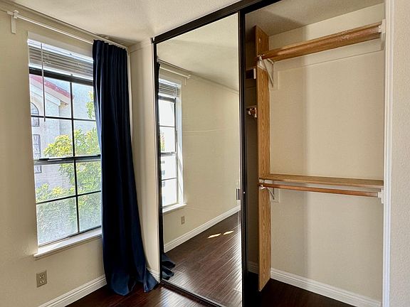 5th image of 22956 Estoril Dr Unit 1