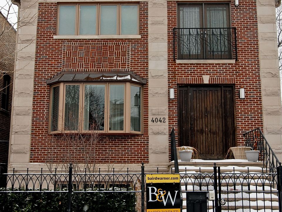 1st image of 4042 N Francisco Ave