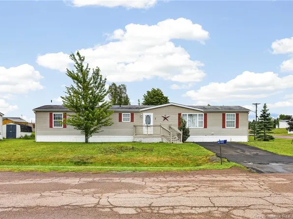 2 Dartmouth Ct, Riverview, NB E1B 5R3