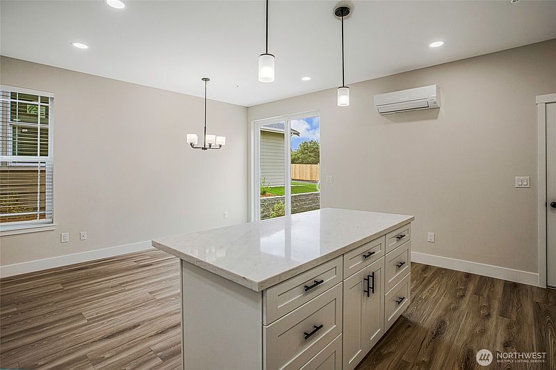 5th image of 1412 E 51st Street