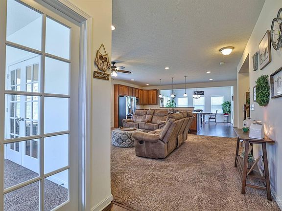 5th image of 6309 Collegevue Pl