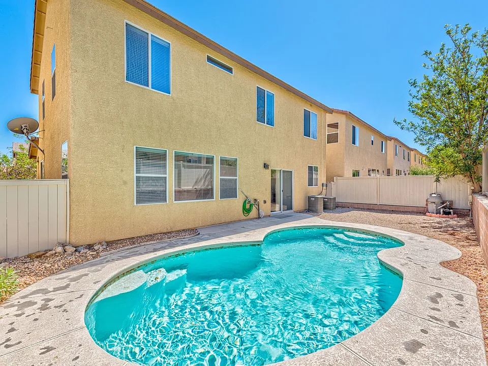 8020 Aztec Basin Ave