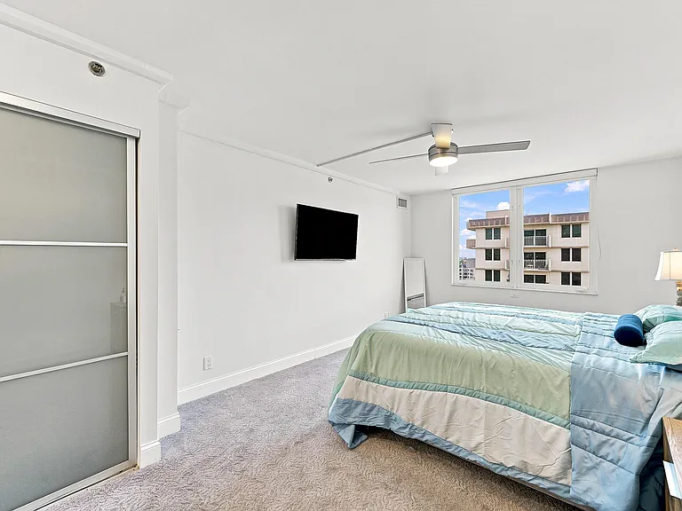 3221 S Ocean Blvd #902 — Photo 19