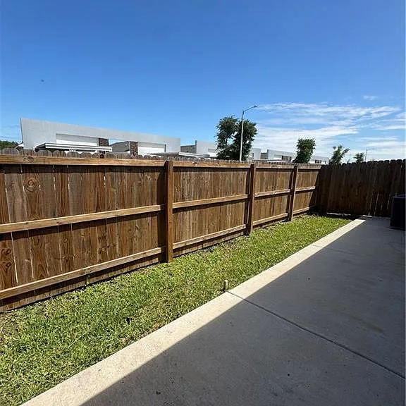 5601 Ozark Ave #3 — Photo 12