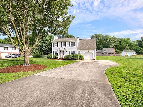 3rd image of 6661 Powhatan Dr