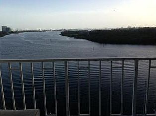 2nd image of 300 Bayview Dr APT 1101