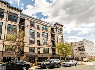 2329 Wind Charm St UNIT 402, Herndon, VA 20171