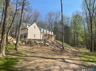 11 Evergreen Dr, Roxbury, CT 06783