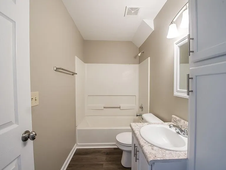 506 McKeithen St #1 — Photo 3