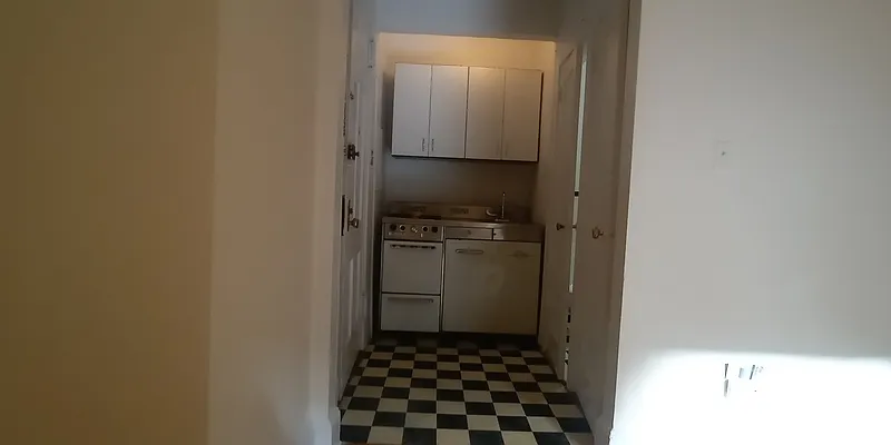 Rented by AJ Clarke | media 7