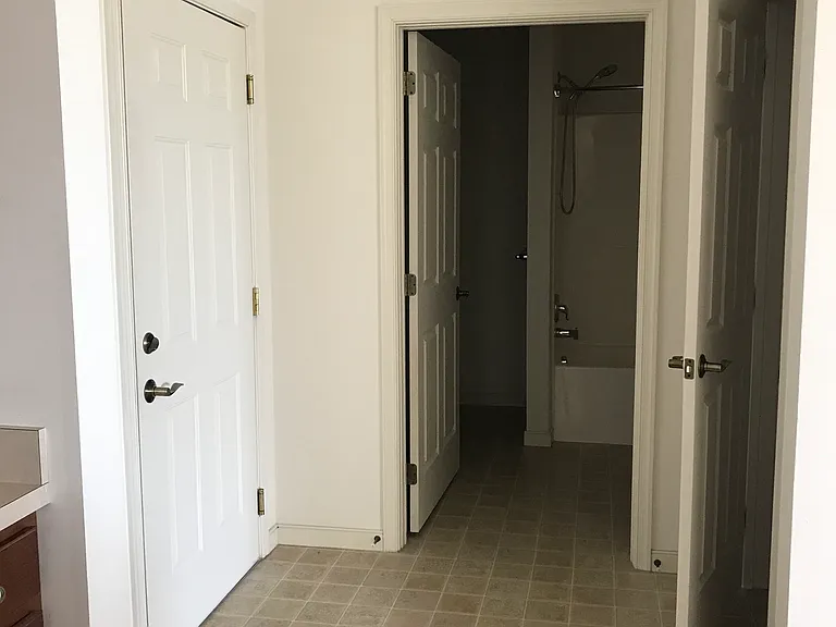 Deerfield Commons — Photo 12