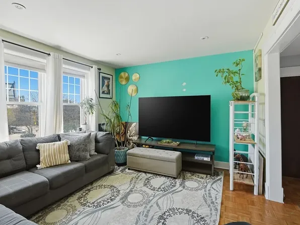17 Wallis Ave, Jersey City, NJ 07306