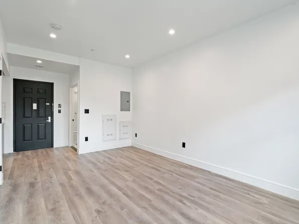 35-64 85th Street image 6 of 13