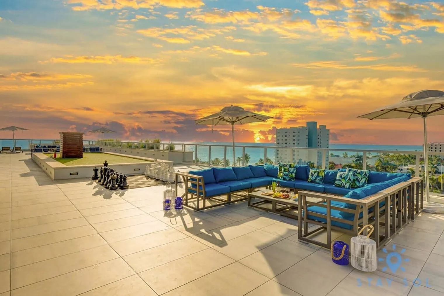 2 bed, 1.0 bath, 1097 sqft, $3,563 — Photo 3