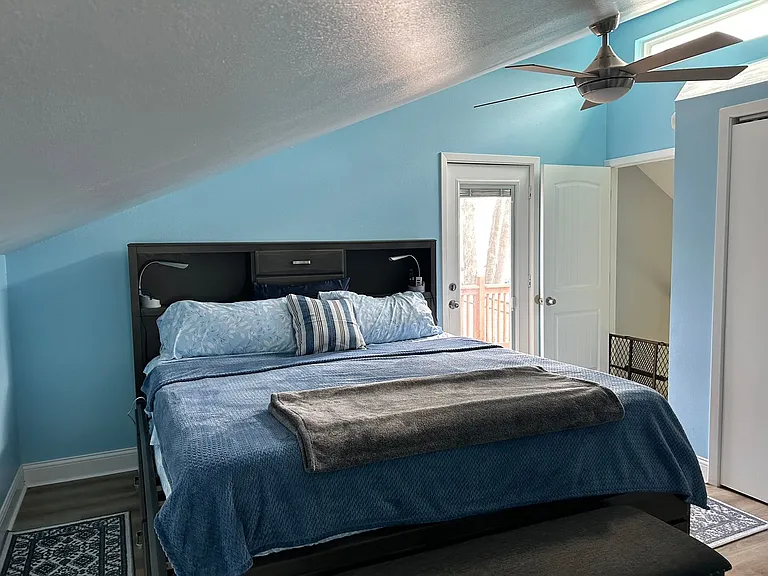 30 Harbour Ln — Photo 3