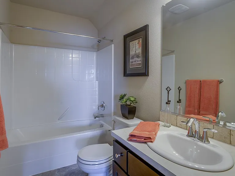 7448 NW 165th Ave — Photo 17