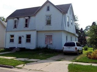 817 22nd Ave, Monroe, WI 53566
