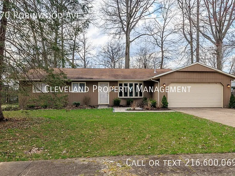870 Robinwood Ave — Photo 2