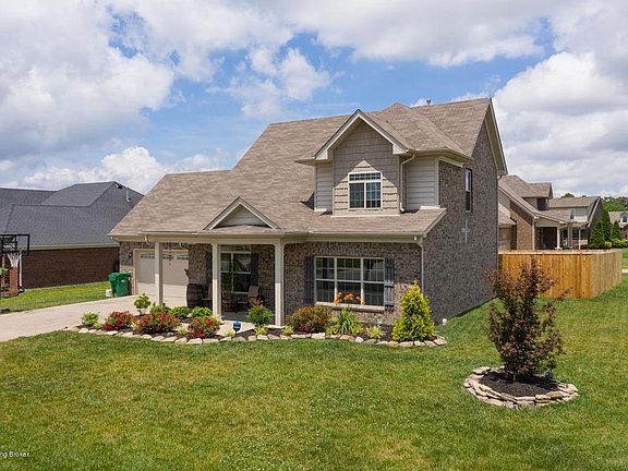 2nd image of 114 Maplewood Dr