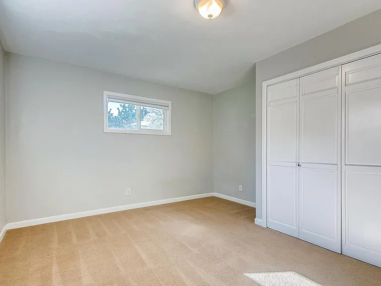 3358 S Emerson St — Photo 15