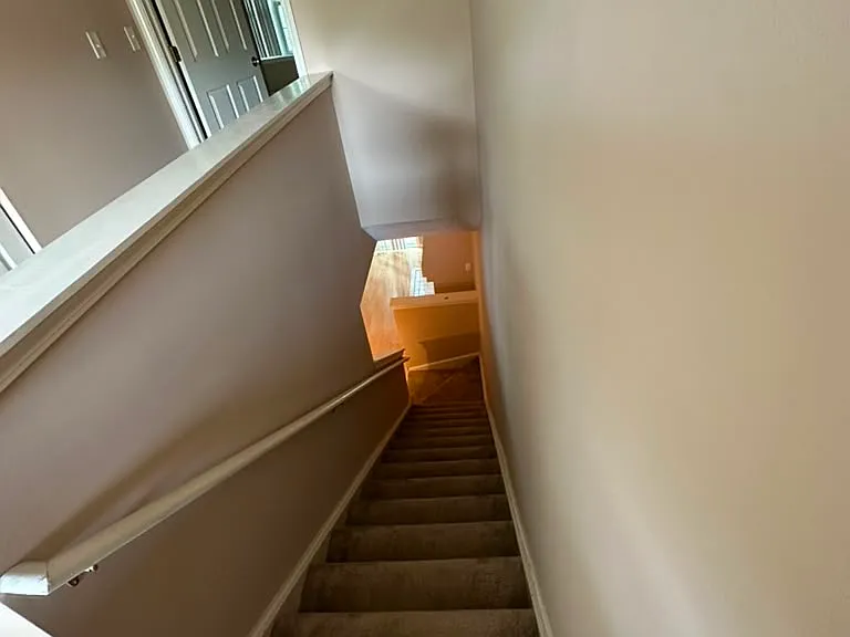 1251 Brookdale Dr — Photo 10