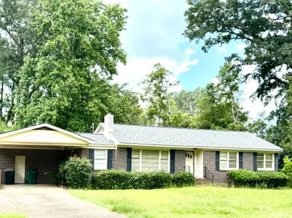 510 N Shiloh St, Linden, AL 36748