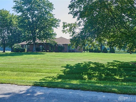 4th image of 1026 Fawn Lake Dr