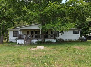 1720 Bear Creek Rd, Collinwood, TN 38450