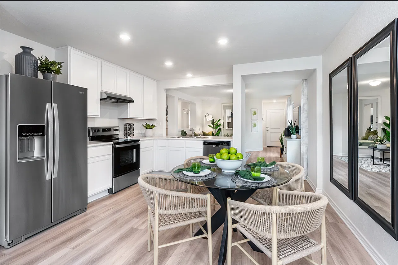 3 bed, 1242 sqft, $1,545 — Photo 3