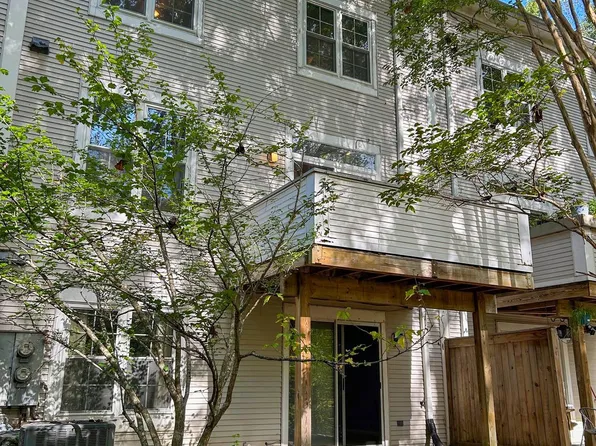 15 Crested Iris Ct, Montgomery Village, MD 20886