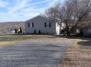 980 Horseman Dr, Auburn, PA 17922