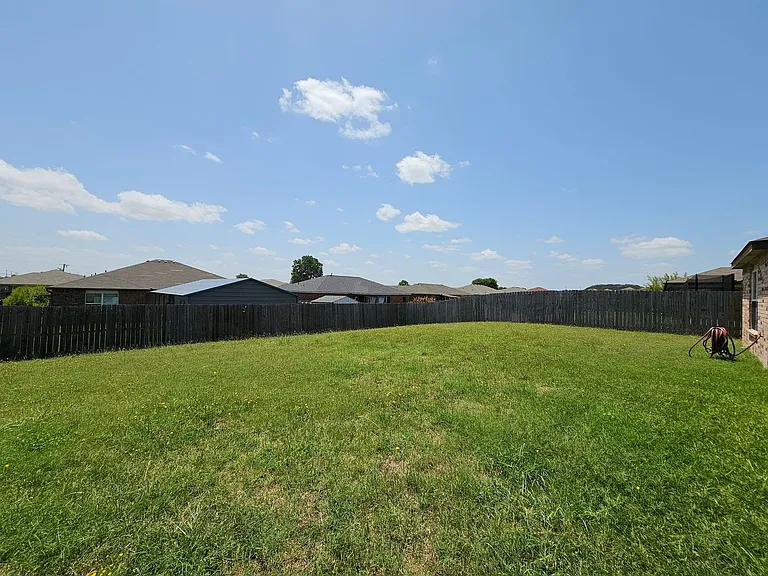 5106 Holster Dr — Photo 21