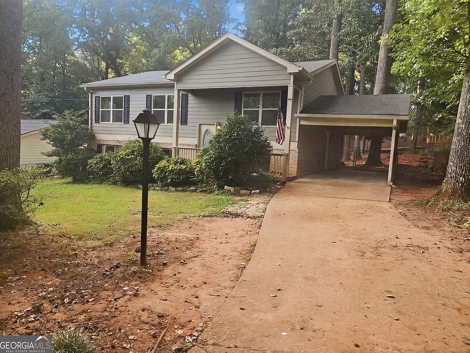 2nd image of 3644 Sheffield Pl