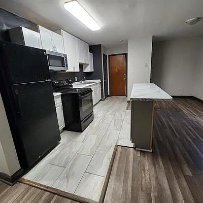 Kay Place - 2 — Photo 3