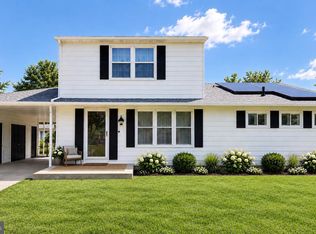 18 Oak Landing Rd, Lumberton, NJ 08048