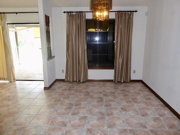 2nd image of 1080 Lyric Dr