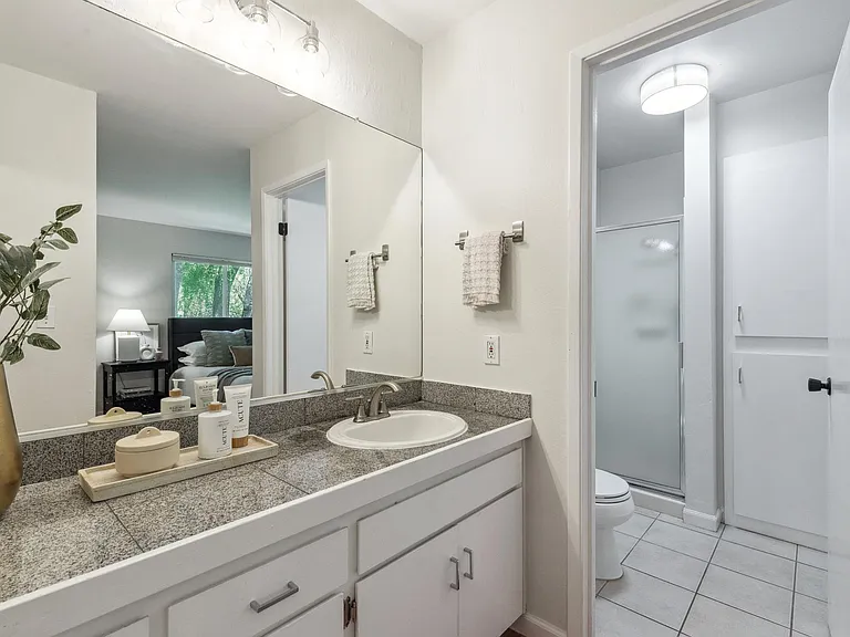146 Ascot Ct #3 — Photo 13