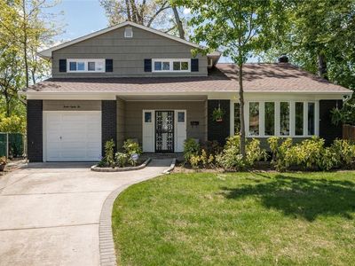 1282 Lednam Court, Merrick, NY, 11566