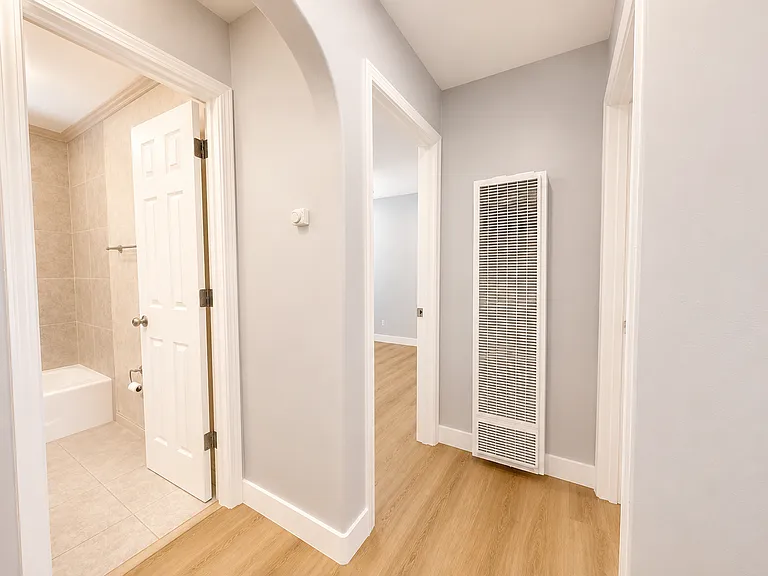 4727 Redland Dr — Photo 7