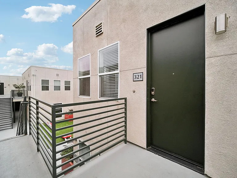 Yolo West Apartments — Photo 17