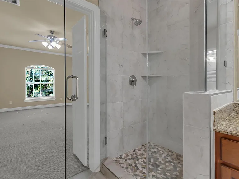 9006 Lakes At 610 Dr — Photo 19