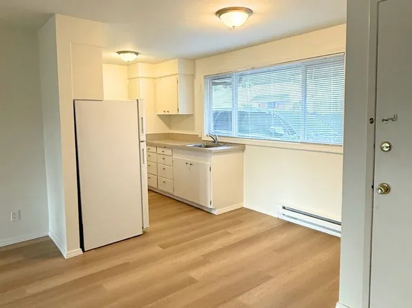 301 Lee St, 301 Lee St SW #3, Olympia, WA 98501