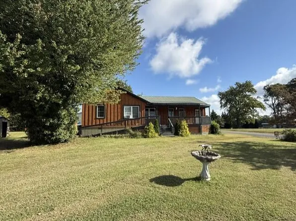 12067 County Line Rd, Keysville, VA 23947