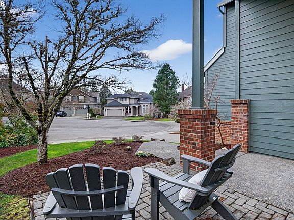 4th image of 3874 NW Loriann Dr