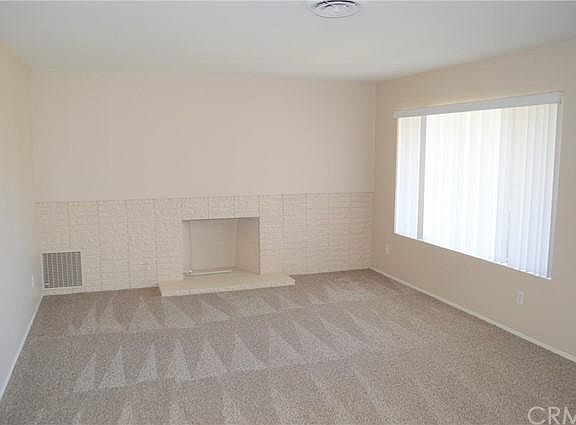 4th image of 665 Onyx Ave