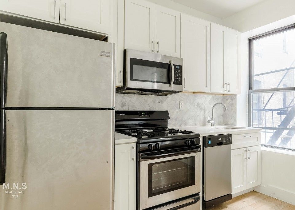 1st image of 1236 Pacific St #2G2