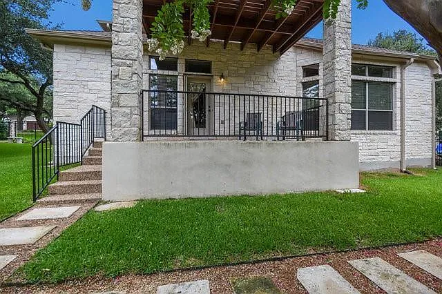 9900 Tree Bend Cv — Photo 38